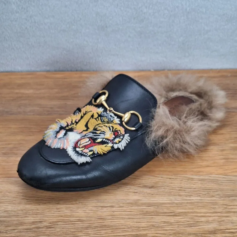 Gucci SINGLE LEFT SHOE ONLY Princetown Mule Women 6  Black Fur Horsebit Tiger